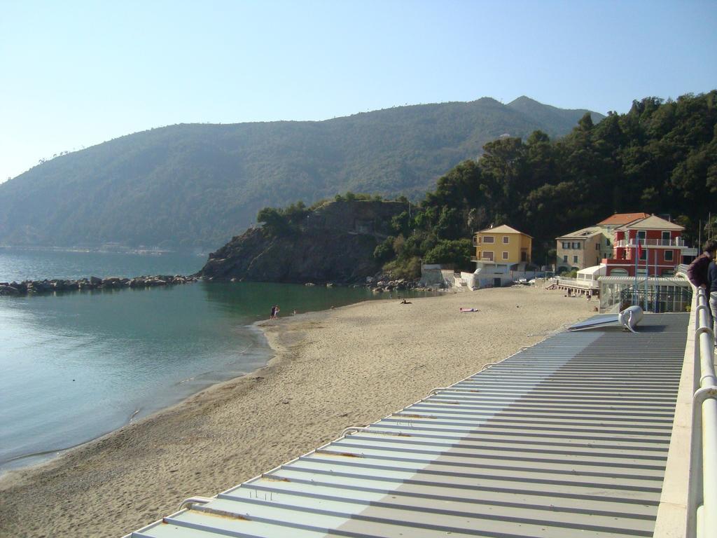 Lindavacanza Moneglia Quarto foto